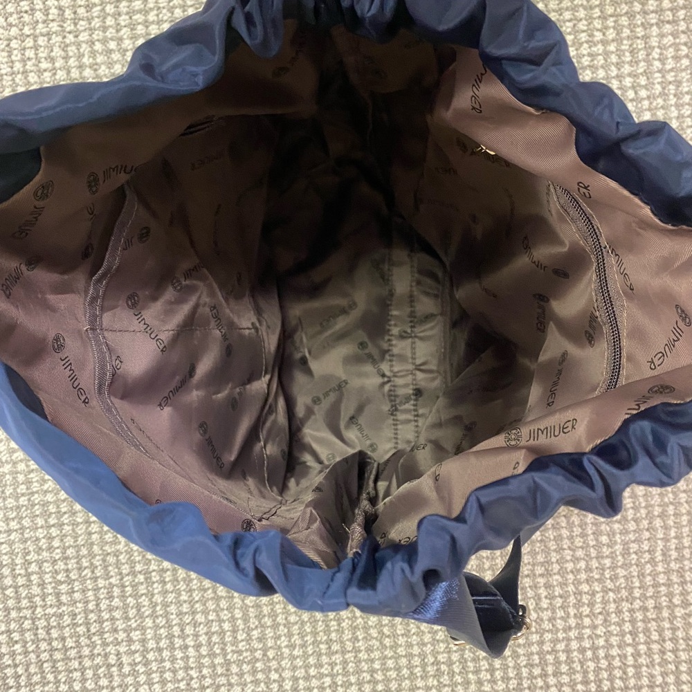 NWOT Navy Drawstring Backpack - Picture 3 of 5